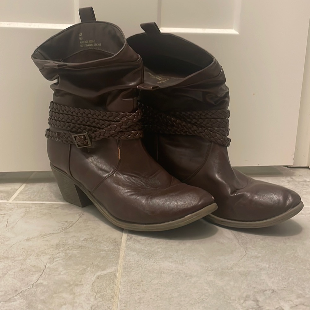 Brown boots